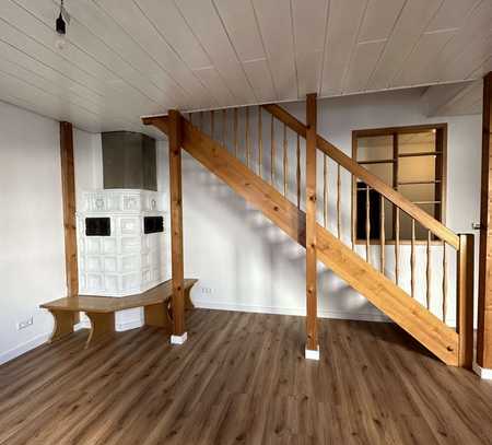 Sofort beziehbare, neu renovierte Maisonettewohnung in Öhringen: Helle Räume, behagliches Ambiente