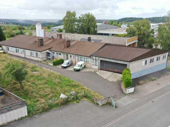 Große Industrie Halle ca. 1.200m² Fläche ca. 5.800m² Grundstück Teilweise Vermietet Zu verkaufen!