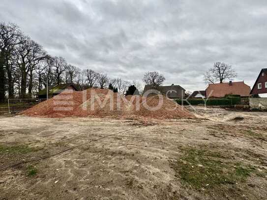 Voll erschlossenes Baugrundstück in ruhiger Lage!!