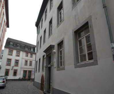 Zentrale 4 Zimmer Wohnung in der Mainzer Altstadt