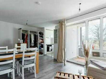 Exklusive, moderne 1-Zimmer-Wohnung mit Balkon und Einbauküche in Poing