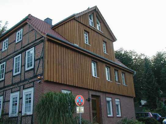 Traumhafte Waldrandlage im ökologisch saniertem Dachgeschoß eines Fachwerkhauses