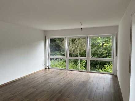 Großzügige 2,5-Zimmer-Wohnung mit Balkon in Grafenau