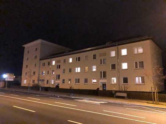 STUDENTEN AUFGEPASST !!! WG-geeignete 3-ZKB Wohnung direkt an der FH-Fulda