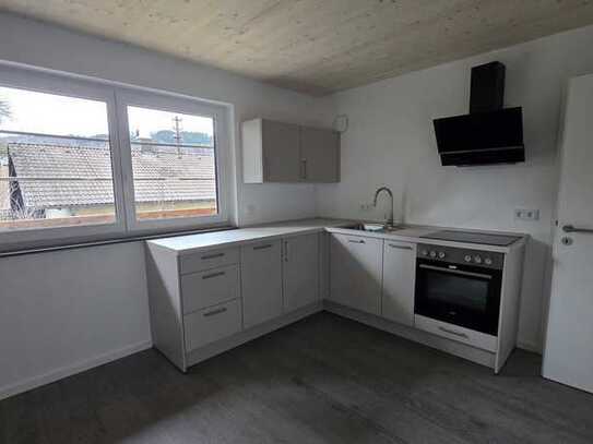 Erstbezug mit Einbauküche: Exklusive 2-Zimmer-Wohnung mit gehobener Innenausstattung in Peißenberg