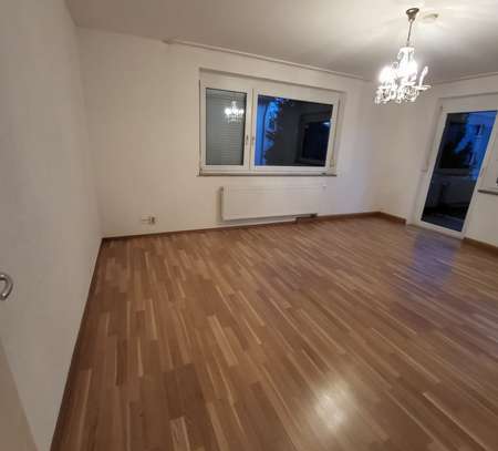 Helle 3-Zimmer-Wohnung mit Tageslichtbad und hochwertiger Einbauküche in ruhiger Lage