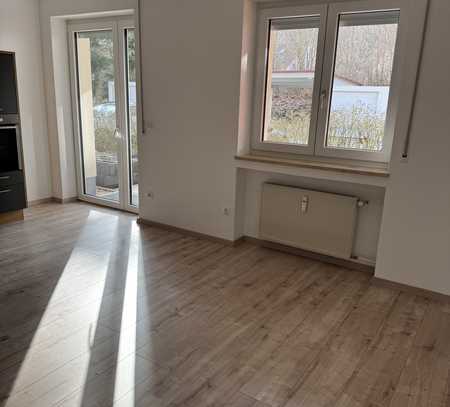 Perfekt geschnittene 3-Zimmer-Erdgeschosswohnung mit Terrasse und EBK