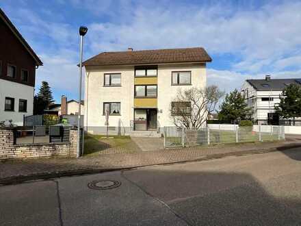 Zweifamilienhaus mit weiterer Ausbaureserve im Dachgeschoss