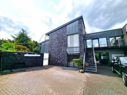 Modernes Betriebsleiterwohnhaus mit anliegender Lager- und Produktionshalle in Bottrop-Kirchhellen!