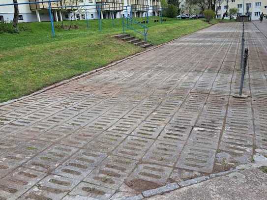 KFZ Stellplatz in ruhiger Lage