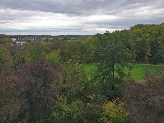 Schöne 4-Raum-Wohnung - 2 Balkone, Klimaanlage und hochwertige EBK in Remseck