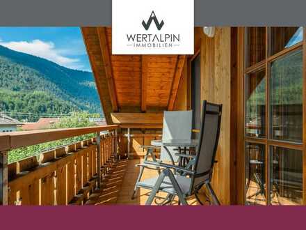 Gemütliche Dachgeschoss-Wohnung in Farchant - Panoramablick, TG-Stellplatz