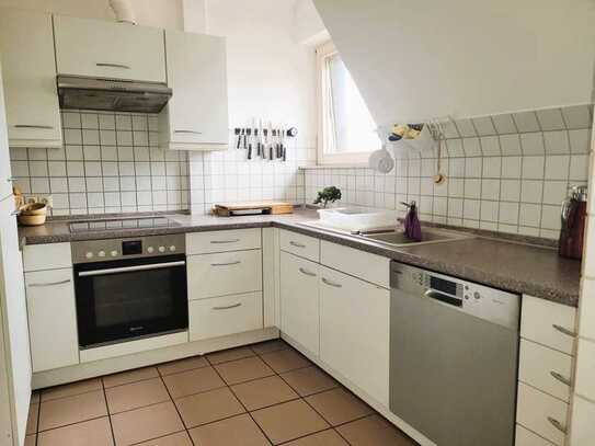 Charmante 4-5 Zimmer-Dachgeschoss-Wohnung