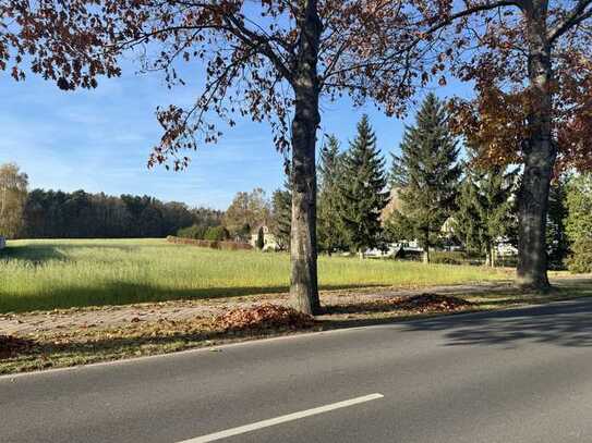 bauträgerfreie, sonnenverwöhnte Grundstücke mit guter Verkehrsanbindung