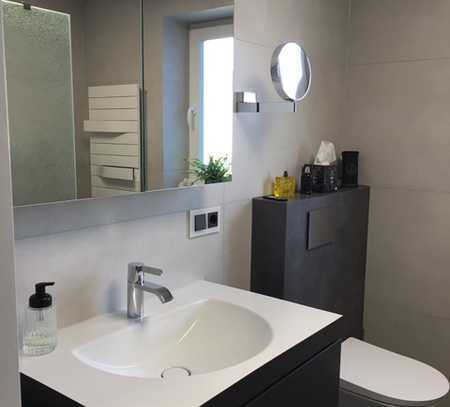 PENTHOUSE MIT MODERNISIERUNGSVORSCHLÄGEN