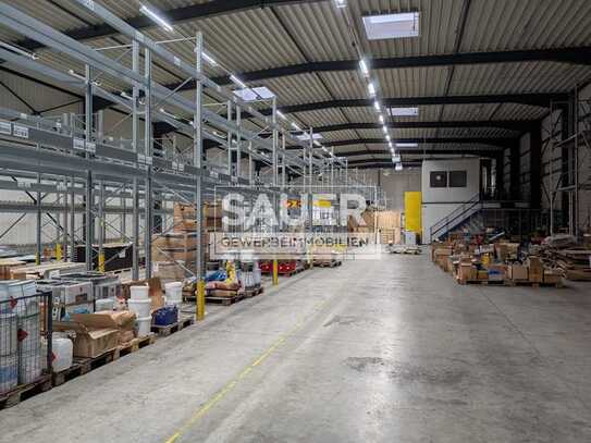 ca. 1.380 m² ebenerdige Kaltlagerhalle mit rd. 4.500 m² Freifläche *656*