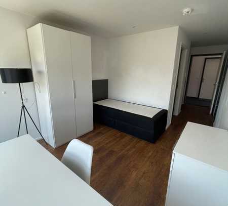 Möbliertes Studenten Apartment mit Balkon zentral und modern