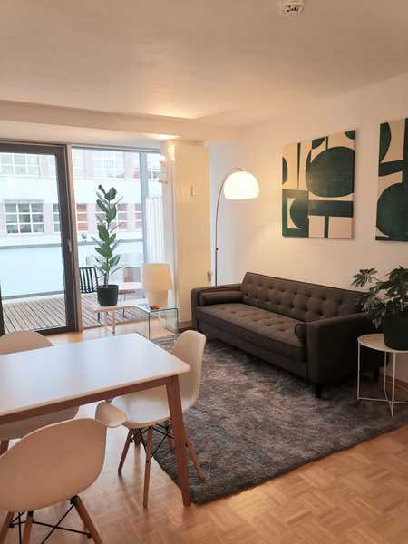 Moderne, möblierte 1,5-Zi-Whg mit großem Balkon und TG-Stellplatz beim Marienhospital