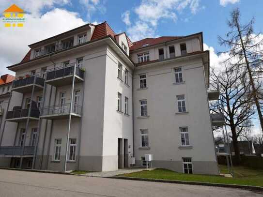 *Zum Verkauf: 4 Zimmer mit Tageslichtbad, Balkon & 2 Stellplätzen am Ebersdorfer Wald*