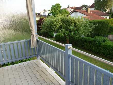 Gepflegte 2-Zi.-Wohnung im 1. OG in einer ruhigen Wohnanlage mit Küche und Balkon