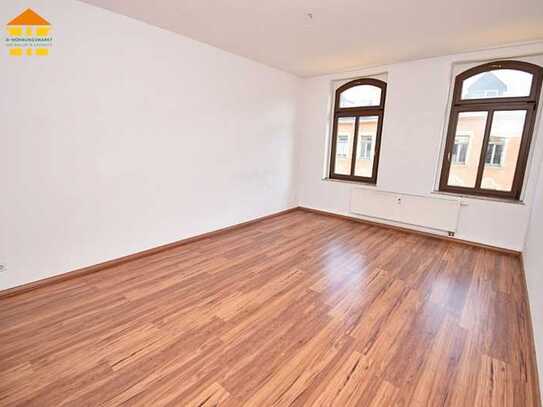 Tolle 2-Raum Wohnung mit Balkon - fußläufig zum Schlossteich*
