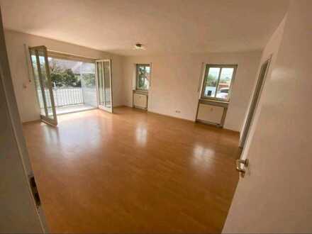 Gut geschnittene 2-Zimmer-Wohnung in begehrter Lage mitten Pocking