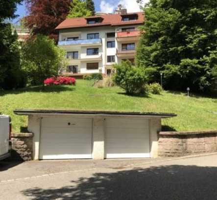 Exklusive, vollständig renovierte 3-Zimmer-Wohnung mit Balkon in Baden-Baden