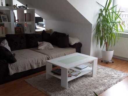 Helle 2 Zimmer DG Wohnung in Karlsruhe, Durlach, energetisch saniert