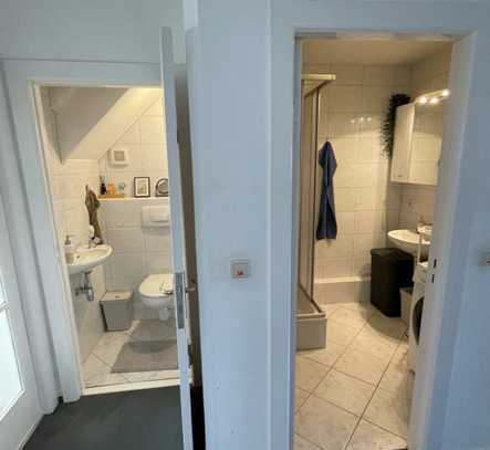 Exklusive, gepflegte 3-Raum-DG-Wohnung mit Einbauküche in Hamburg Billstedt