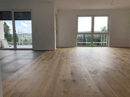 Exklusive Neubauwohnung mit großem Balkon