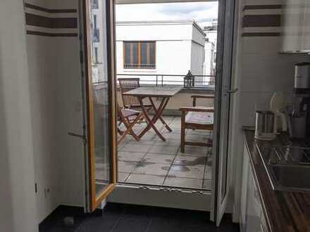 Gepflegte 3-Raum-Wohnung mit Balkon und Einbauküche in Düsseldorf