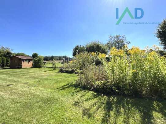 Einfamilienhaus ca 209 m² mit herrlichem ca 740m² Garten und toller Aussicht - Potenzial für zwei W