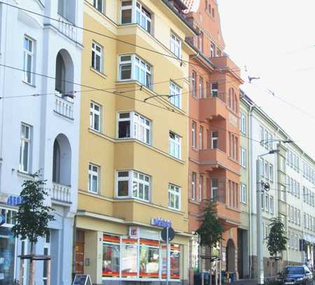 Hochwertig sanierte 4-Zimmer-Wohnung mit Balkon in Plauen