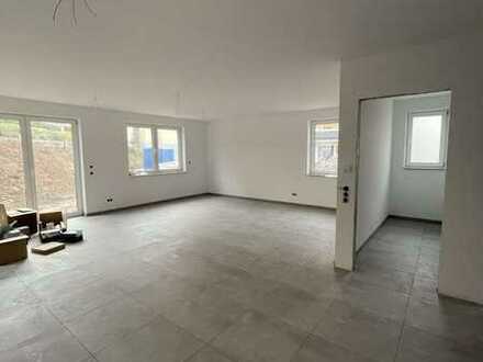 Schöne 3-Zimmer Neubauwohnung mit Terrasse - Provisionsfrei