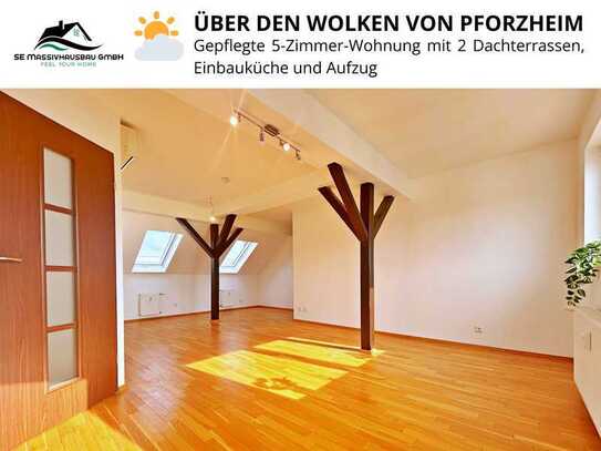 ÜBER DEN DÄCHERN - Gepflegte 5-Zimmer-Wohnung mit 2 Dachterrassen, EBK und Aufzug