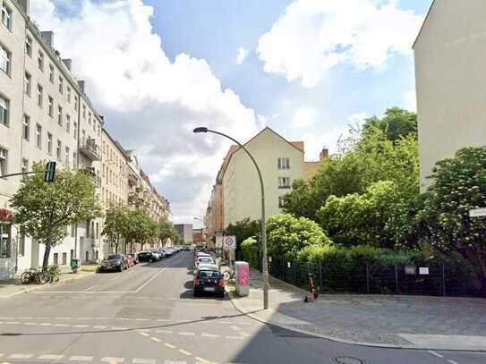 2-Zimmerwohnung | Sanierter Altbau | Wannenbad mit Fenster