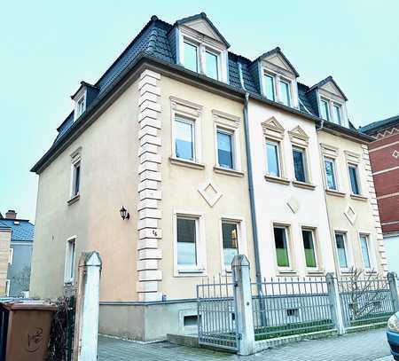 DREIRAUMWOHNUNG MANSARDGESCHOSS, KAMINANSCHLUSS MÖGLICH