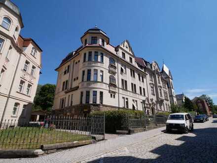 Traumhaft großzügige 4,5 Zimmer- Wohnung am Juttaplatz