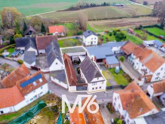 ALTES BAUERNHAUS | GROßE SCHEUNE + ANBAUTEN