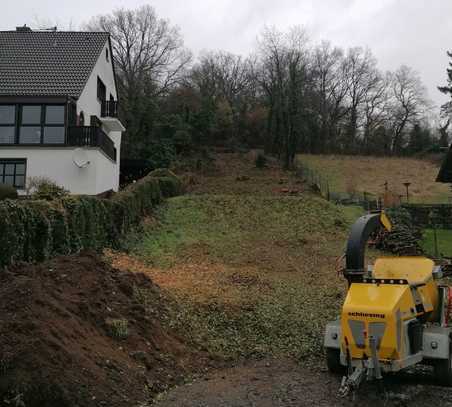 Südhanggrundstück am Waldrand in Sackgassenlage