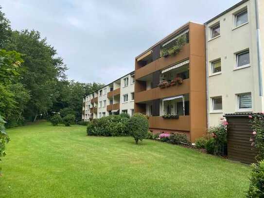 Attraktive, schön geschnittene 3 Zimmer Etagenwohnung mit Carport in Osterholz-Scharmbeck