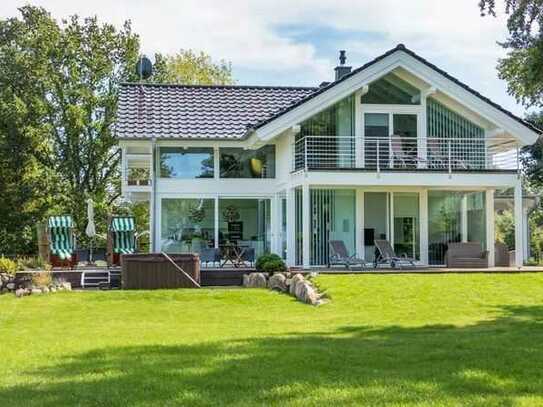 Design-Ferienhaus für den besonderen Anspruch mit Wasser-Weitblick von privat