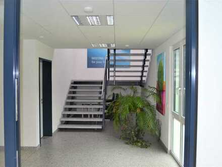 Modernes und neuwertiges Büro/Praxisgebäude mit 12 Stellplätzen, Baujahr 2014 zu verkaufen!