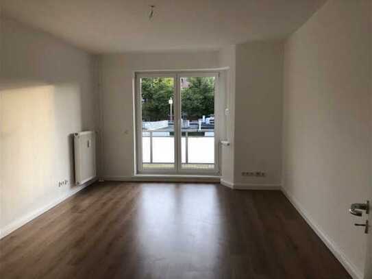 Schöne helle 3-Zimmer-Wohnung in Hannover Wülfel mit EBK und Balkon