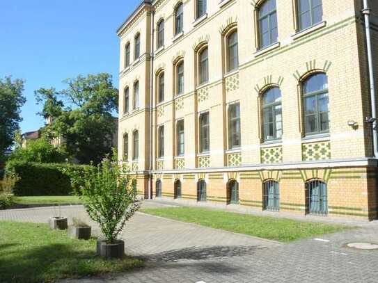 Frei stehende 4-Raum-Wohnung mit Balkon in Gohlis zu verkaufen