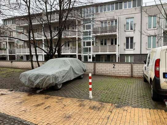 Schluss mit der lästigen Parkplatzsuche- freier Motorradstellplatz