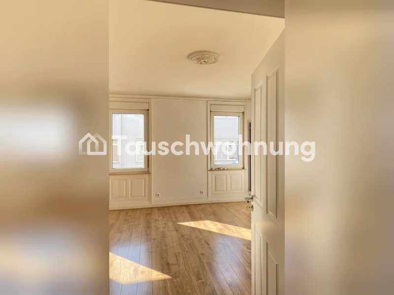 Tauschwohnung: Schöne renovierte Albau 3-Zimmer Wohnung 3.OG
