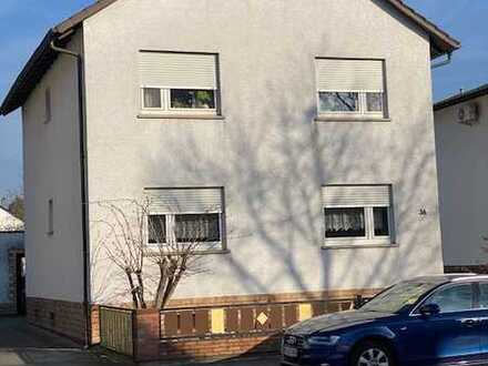 2-Familienhaus mit großem Gartengrundstück