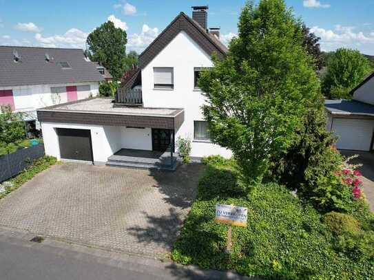 Ansprechendes Mehrgenerationenhaus in prädestinierter Lage von Sankt Augustin