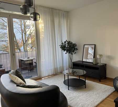 Moderne Zweizimmerwohnung mit Balkon und Einbauküche in Berlin-Fennpfuhl